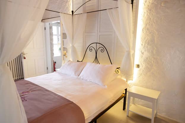 Suite Room with Pool View